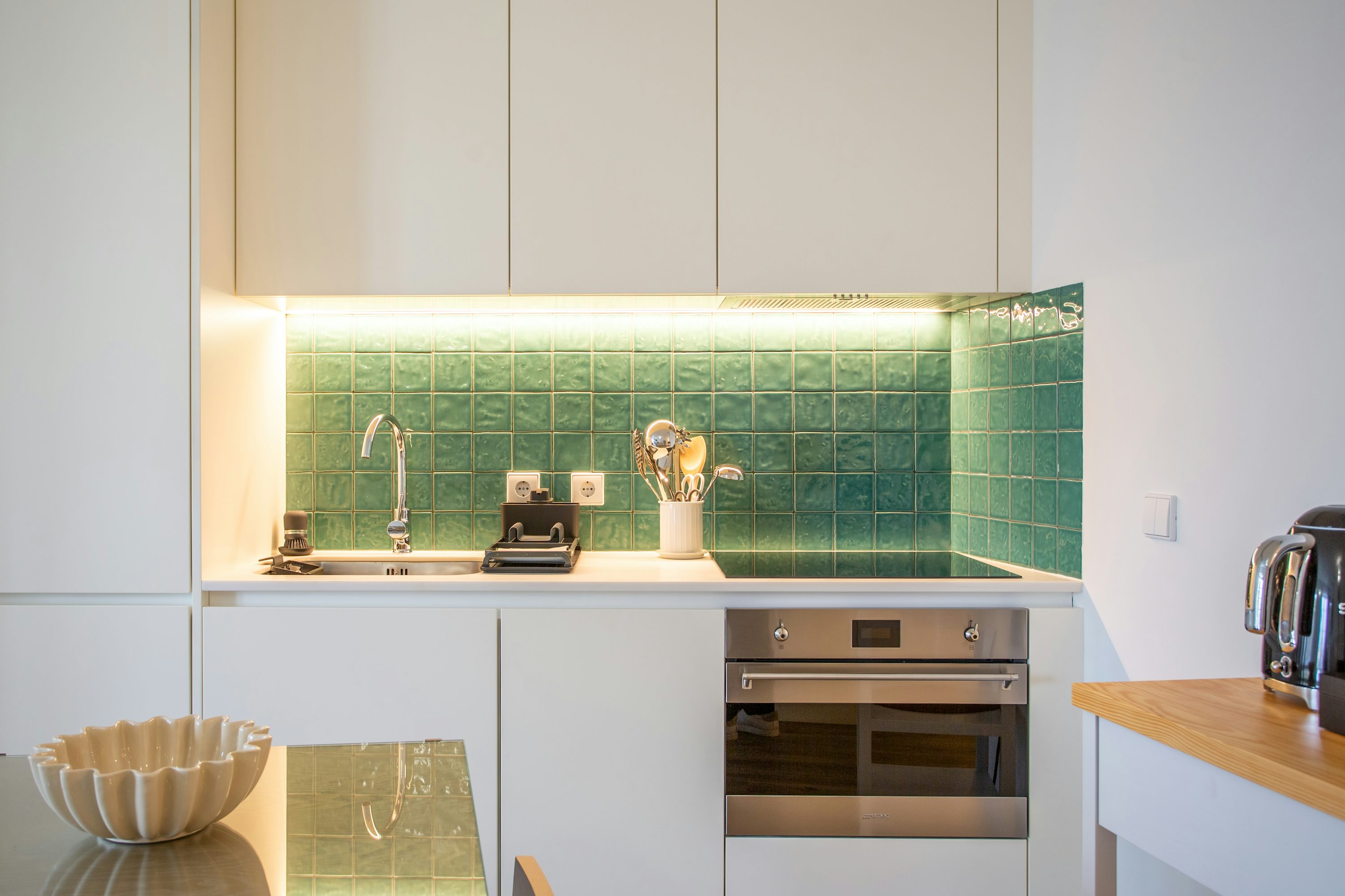 Chi tiết backsplash và khe gạch